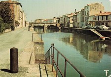 17 MARANS LE PONT ET LES QUAIS