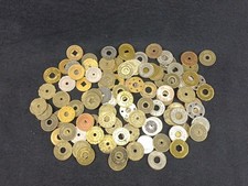 Lot - A - 100 jetons machine