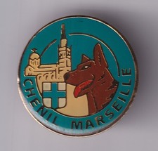 RARE PINS PIN'S .. ANIMAL CHIEN DOG CYNOPHILIE CHENIL DE MARSEILLE 13 ~GB