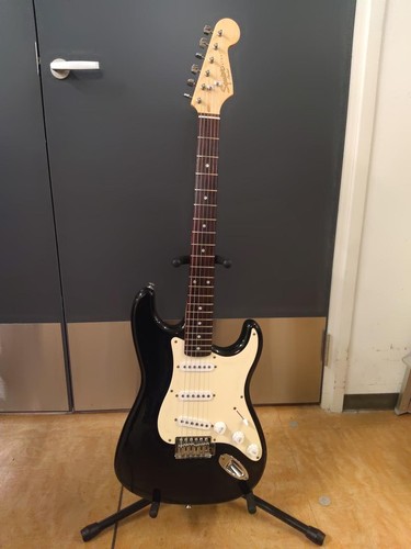 Guitare électrique squier - électrique,