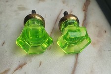 2 POIGNÉES Boutons de TIROIR - VERRE / cristal VERT d'URANIUM - 35 / 40 mm