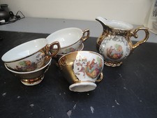 Porcelain 4 Cups Service