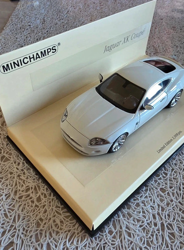 Minichamps jaguar coupé - minichamps,