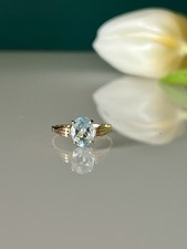 bague or 18 carats aigue