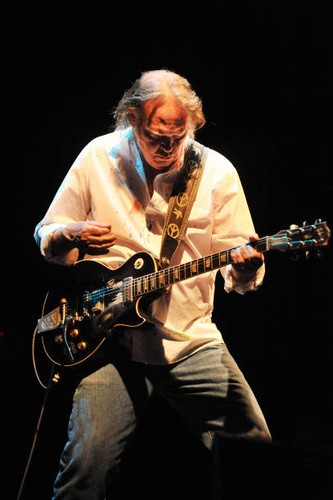 Neil young sportpaleis - young,