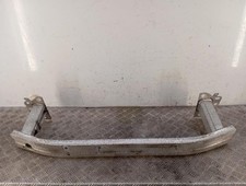 Renfort pare choc avant