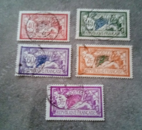Lot cinq timbres france - de,