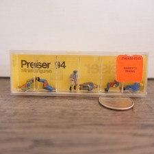 preiser ho scale figures 250 #94 sitting people NIB