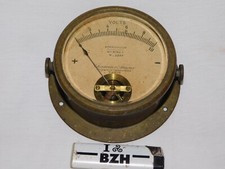 TRES ANCIEN VOLTMETRE /