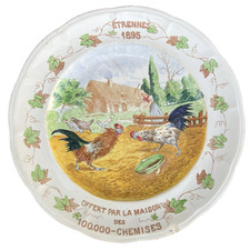 Plat ancien étrennes 1895 faïence Maison des 100 000 Chemises Décor ferme poules