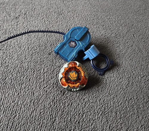 Beyblade metal masters gravity - beyblade,