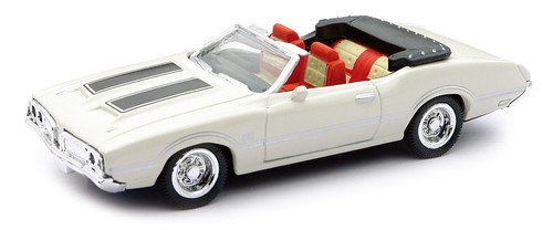 Voiture americaine oldsmobile - voiture,