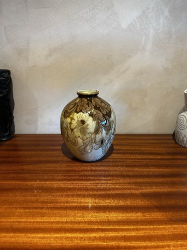 Vase décoré signé - , tharaud