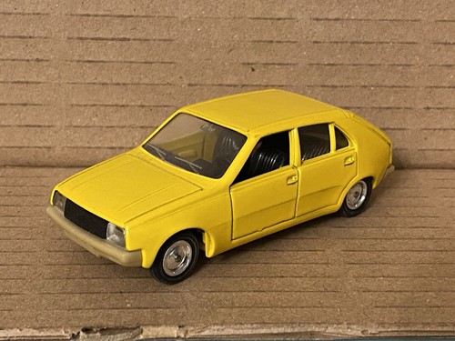Jouet ancien r14 - ancien, renault