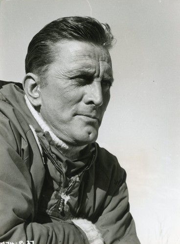 Kirk douglas the heroes - the, of