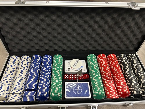 Lot malette 500 - jetons, et