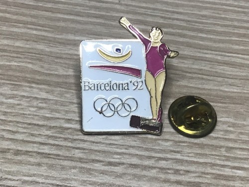 Pins barcelona signé - 92,