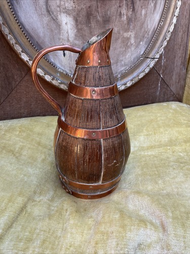 Ancien pichet cidre - bois, et