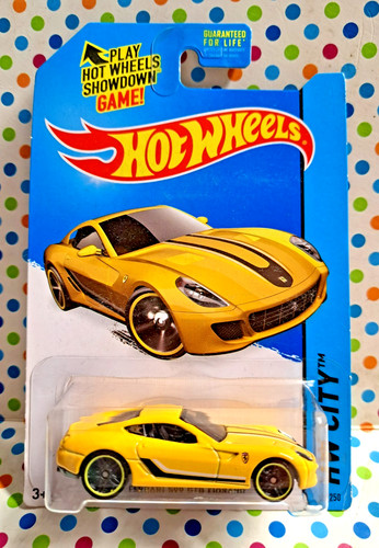 Hot wheels city ferrari - hot,