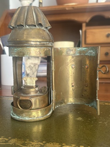 Ancienne lanterne mineur - mineur, /