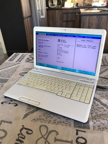 Toshiba satellite - (a642),