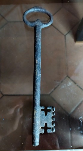 22.2cm large antique wrought
