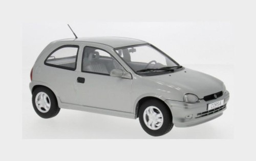 Mcg opel corsa gsi - 1:18,