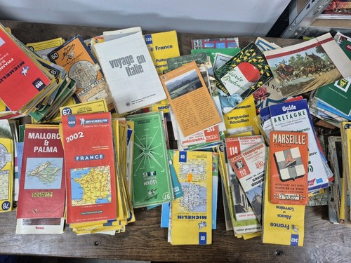 Lot plus 200 carte - lot, de