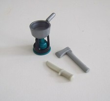 PLAYMOBIL (X111) FOREST - green stove, pan, axe & knife camping 3844