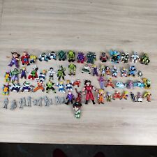 LOT DE 66 FIGURINES ANNEES 90