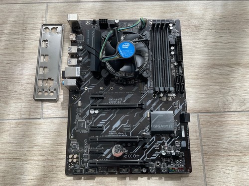 Carte mère gigabyte - carte, z370p