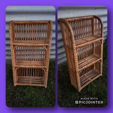 petite étagère murale rotin