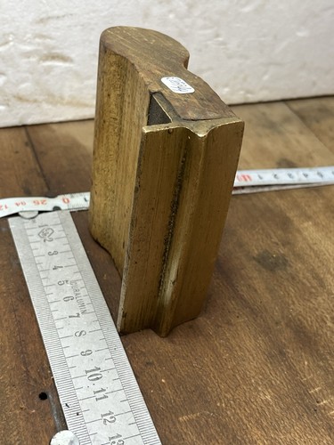 Fer joint mouluré de - fer, à