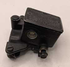 maitre cylindre de frein avant