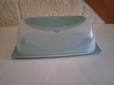 tupperware cave a fromage