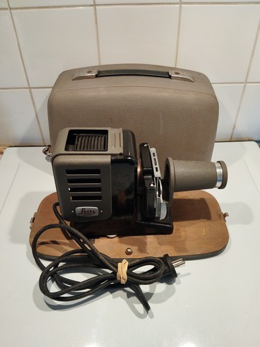 Projecteur diapositives leitz - projecteur,
