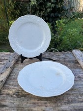2 Assiettes à relief - Creil