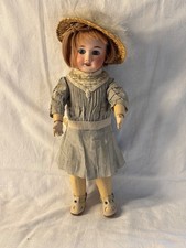 Poupée  ancienne porcelaine