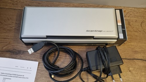 Scanner fujitsu scansnap - fujitsu,