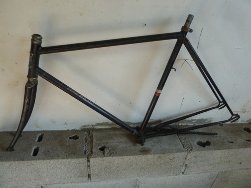 Ancien vélo cadre - , en