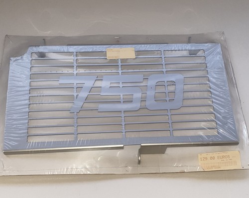Grille protection radiateur - grille,