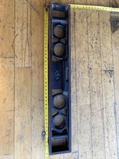 n° 4 outil ancien, niveau en