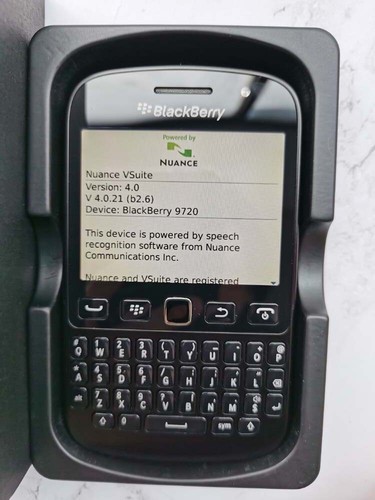 Blackberry 9720 unlocked - 9720,
