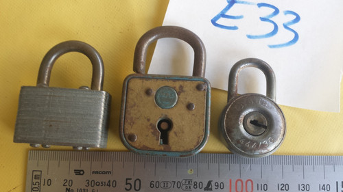 E33 anciens petits cadenas - e33/,