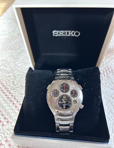 Montre seiko kinetic sportura - montre,