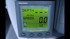 RAYMARINE OR RAYTHEON ST60