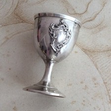 Ancien Coquetier en Argent