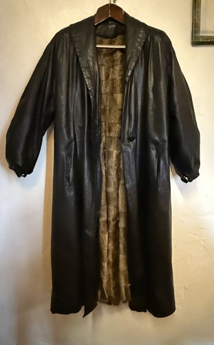 Pelisse cuir noir - , très