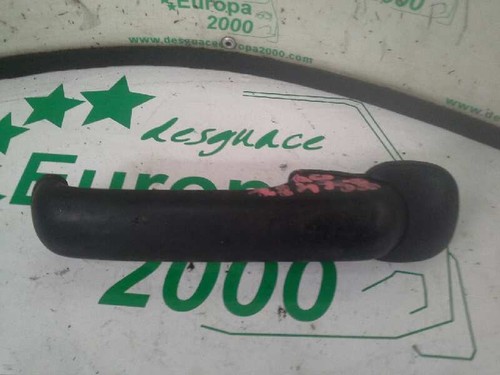 Poignee porte avant droite - porte,
