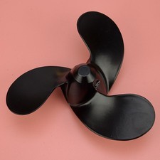 Hélice 7.4"x5.7"F6 pour